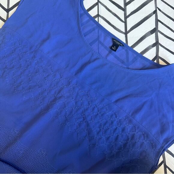 Ann Taylor Size M Sleeveless Purple Embroidered Boxy Top - Picture 1 of 4